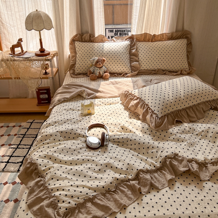91家纺网 家纺一手货源 找家纺 欧尚 2026新款床盖款花边夏被四件套 棕星点