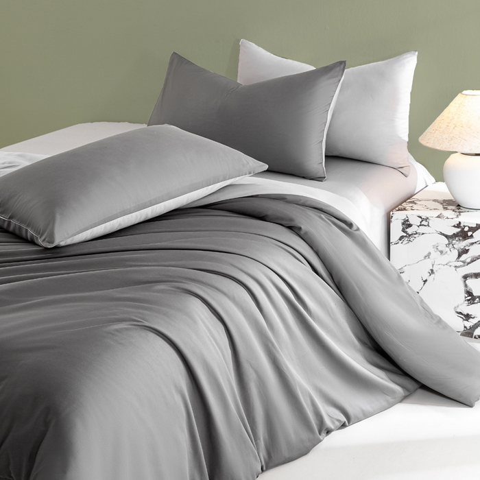 91家纺网 家纺一手货源 找家纺 憨豆家纺 2026新款全棉60s四件套纯色贡缎纯棉被套床笠款三件套长绒棉被套 高级灰+冰川灰