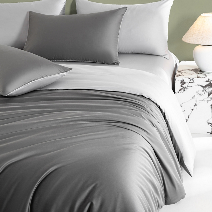 91家纺网 家纺一手货源 找家纺 憨豆家纺 2026新款全棉60s四件套纯色贡缎纯棉被套床笠款三件套长绒棉被套 高级灰+冰川灰