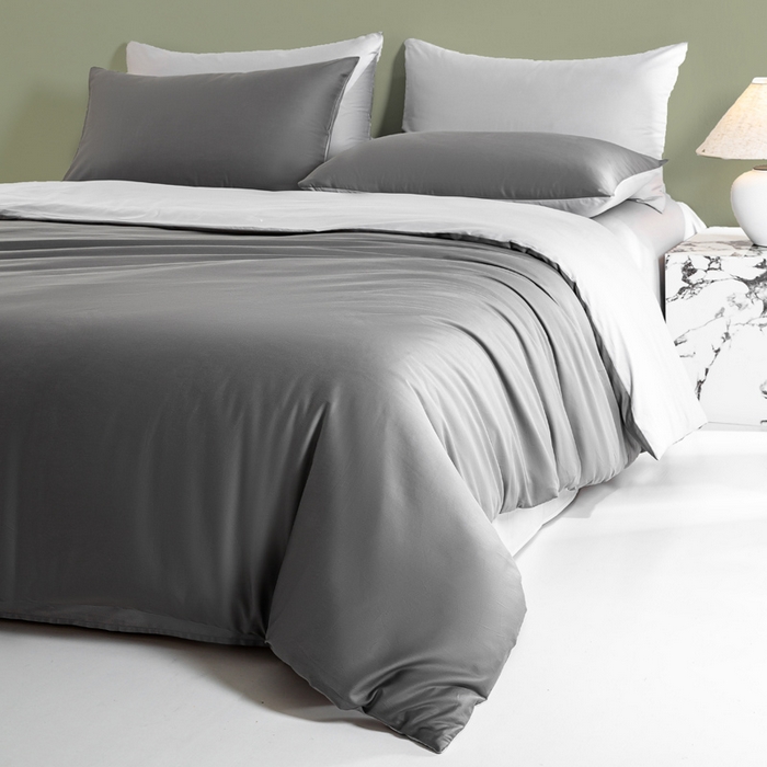 91家纺网 家纺一手货源 找家纺 憨豆家纺 2026新款全棉60s四件套纯色贡缎纯棉被套床笠款三件套长绒棉被套 高级灰+冰川灰