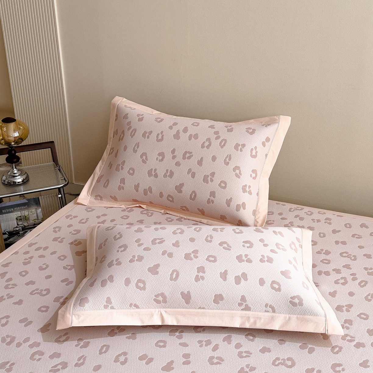 91家纺网 家纺一手货源 找家纺 （总）孩子王家纺 2026春夏新款A类母婴级ins清新冰豆豆小熊刺绣凉感值过0.21夏季冰丝席凉席