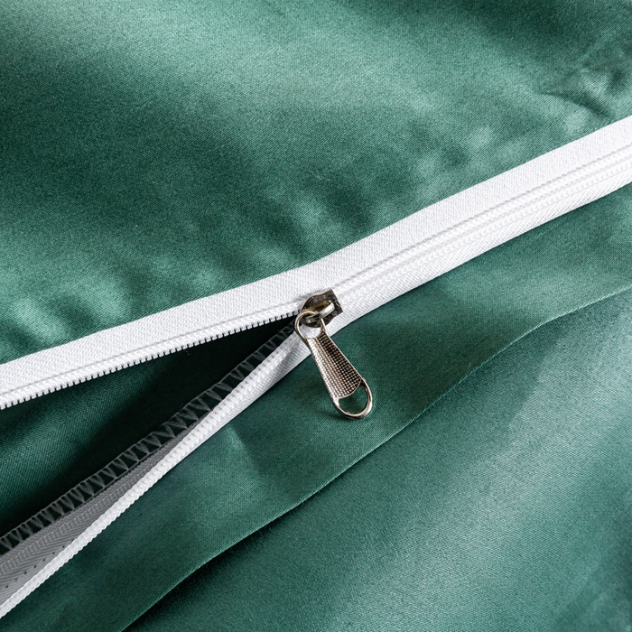 91家纺网 家纺一手货源 找家纺 憨豆家纺 2026新款全棉60s四件套纯色贡缎纯棉被套床笠款三件套长绒棉被套 墨绿