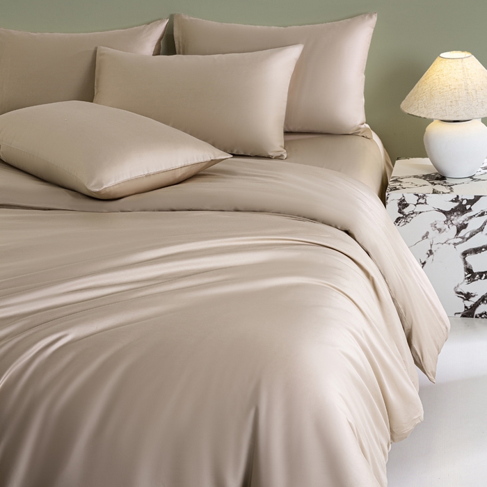 91家纺网 家纺一手货源 找家纺 憨豆家纺 2026新款全棉60s四件套纯色贡缎纯棉被套床笠款三件套长绒棉被套 奶咖