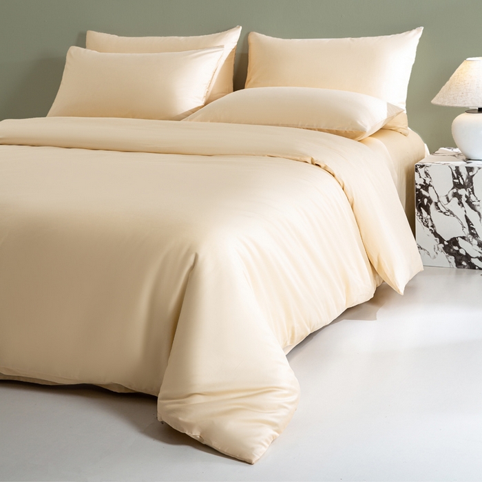 91家纺网 家纺一手货源 找家纺 憨豆家纺 2026新款全棉60s四件套纯色贡缎纯棉被套床笠款三件套长绒棉被套 奶昔白