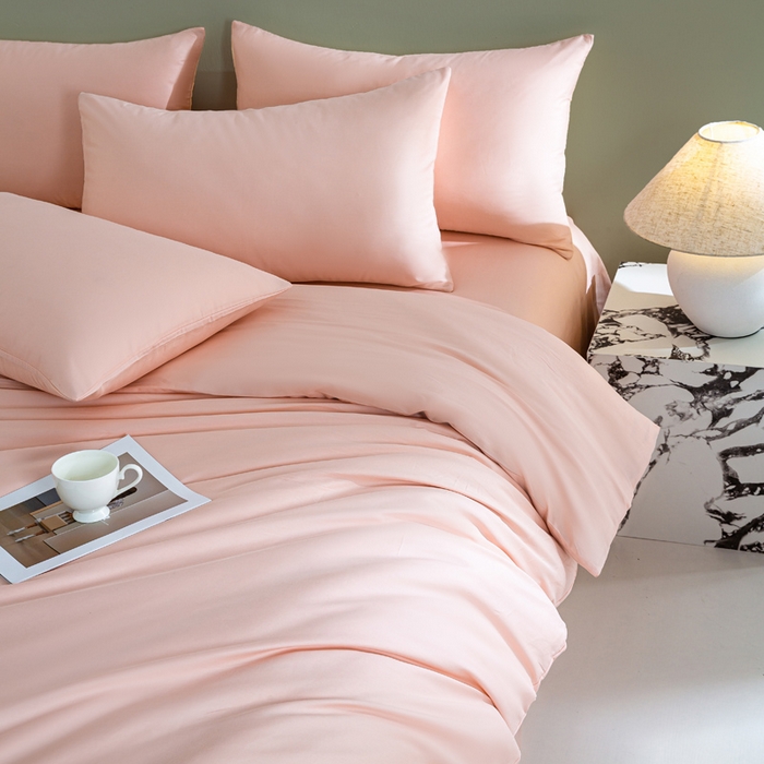 91家纺网 家纺一手货源 找家纺 憨豆家纺 2026新款全棉60s四件套纯色贡缎纯棉被套床笠款三件套长绒棉被套 樱花粉