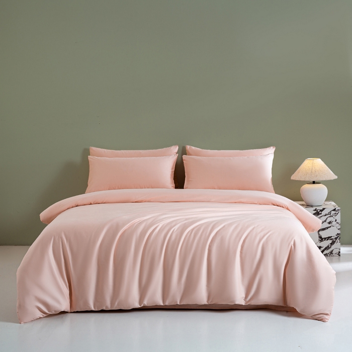 91家纺网 家纺一手货源 找家纺 憨豆家纺 2026新款全棉60s四件套纯色贡缎纯棉被套床笠款三件套长绒棉被套 樱花粉