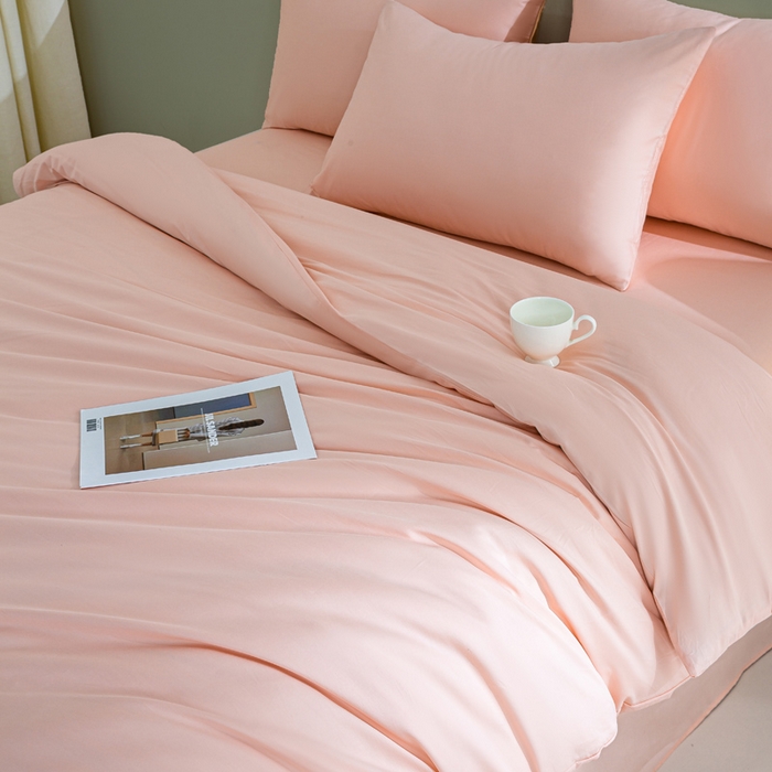 91家纺网 家纺一手货源 找家纺 憨豆家纺 2026新款全棉60s四件套纯色贡缎纯棉被套床笠款三件套长绒棉被套 樱花粉