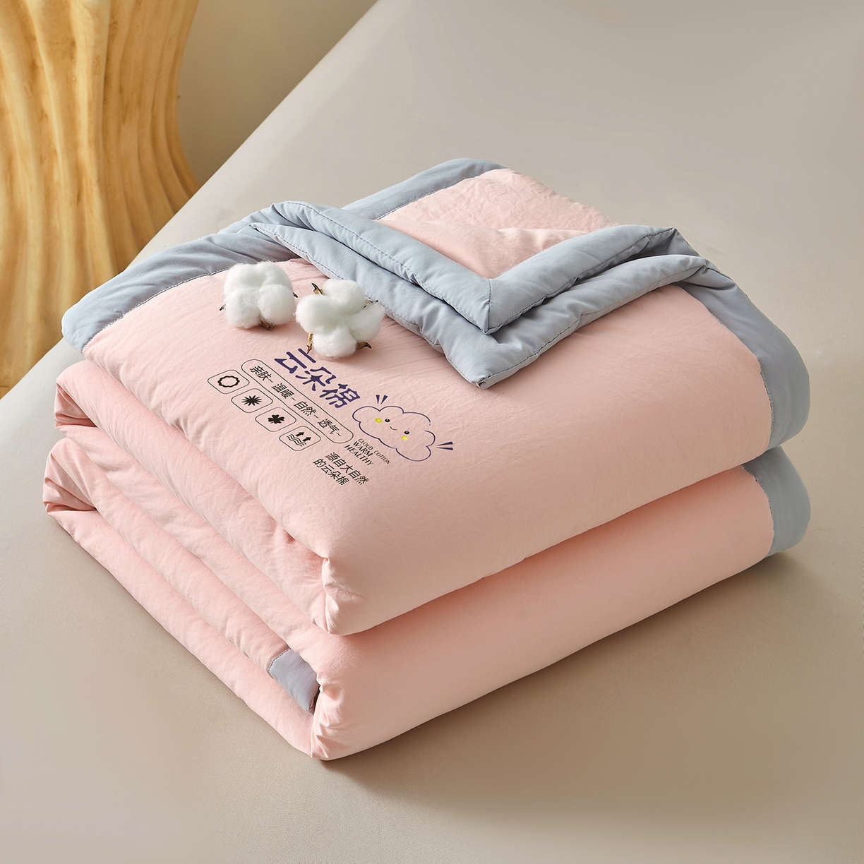 91家纺网 家纺一手货源 找家纺 样样红被业 2026新款水洗棉100%纯棉花夏被 云朵棉-粉拼灰