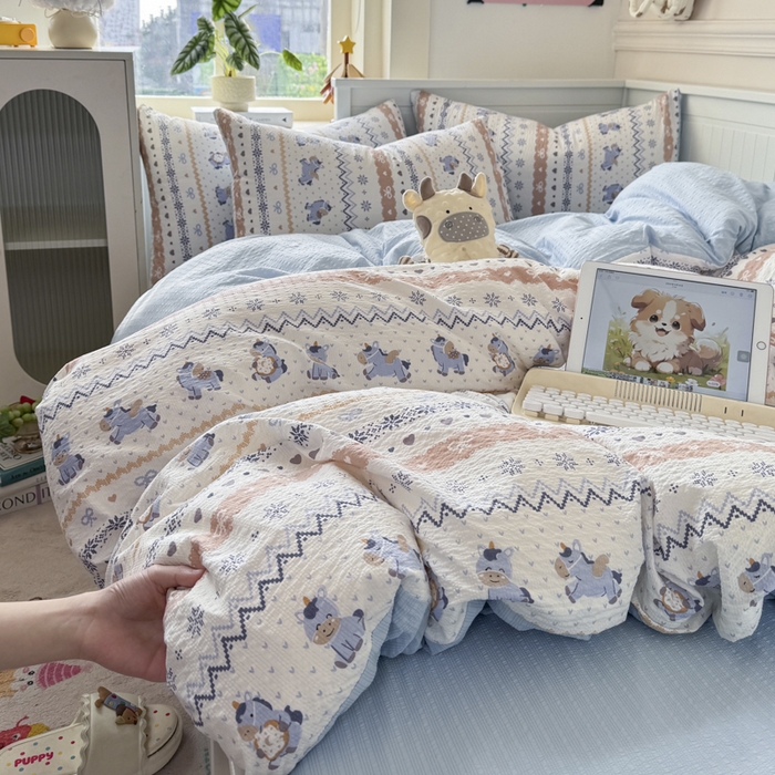 91家纺网 家纺一手货源 找家纺 赛琳 2026新款春夏款泡芙纱双层纱加厚费尔岛系列四件套（有买家秀） 费尔岛木马