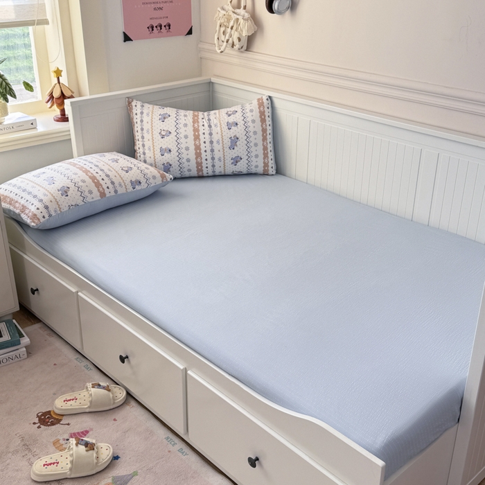 91家纺网 家纺一手货源 找家纺 赛琳 2026新款春夏款泡芙纱双层纱加厚费尔岛系列四件套（有买家秀） 费尔岛木马