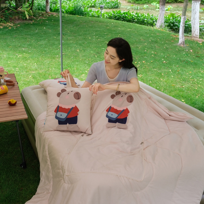 91家纺网 家纺一手货源 找家纺 （总）雷娜家居 2026新款糯糯棉四季款卡皮巴拉抱枕被