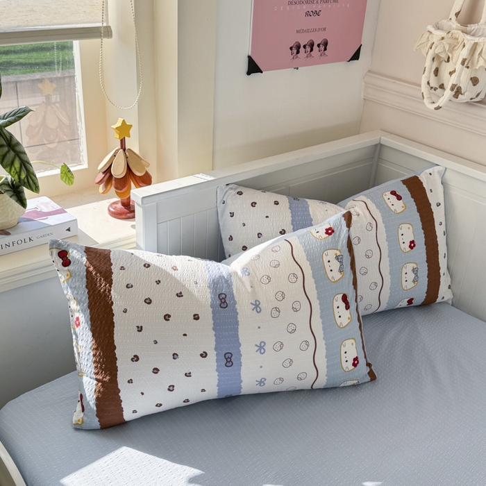 91家纺网 家纺一手货源 找家纺 赛琳 2026新款春夏款泡芙纱双层纱加厚费尔岛系列四件套（有买家秀） 可可小猫条