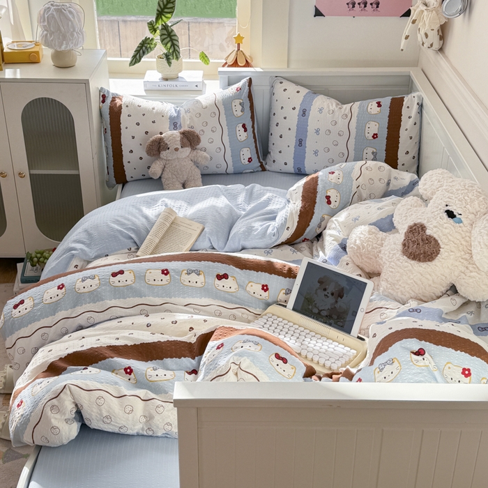 91家纺网 家纺一手货源 找家纺 赛琳 2026新款春夏款泡芙纱双层纱加厚费尔岛系列四件套（有买家秀） 可可小猫条