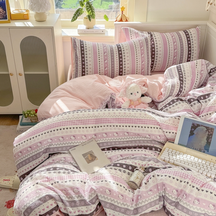 91家纺网 家纺一手货源 找家纺 赛琳 2026新款春夏款泡芙纱双层纱加厚费尔岛系列四件套（有买家秀） 猫咪集粉