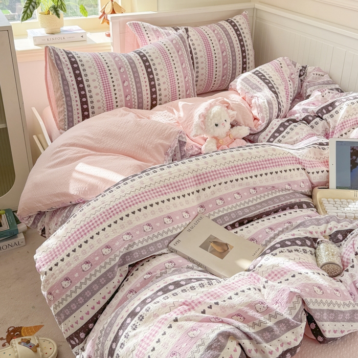 91家纺网 家纺一手货源 找家纺 赛琳 2026新款春夏款泡芙纱双层纱加厚费尔岛系列四件套（有买家秀） 猫咪集粉