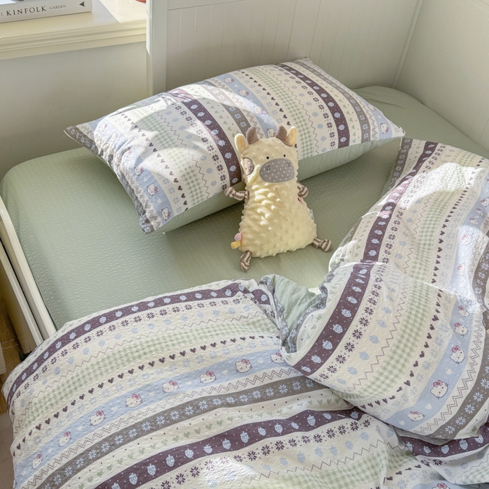 91家纺网 家纺一手货源 找家纺 赛琳 2026新款春夏款泡芙纱双层纱加厚费尔岛系列四件套（有买家秀） 猫咪集蓝