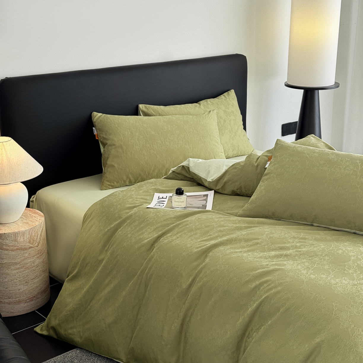 91家纺网 家纺一手货源 找家纺 简宜家居（朝初家纺） 2026新款四季40支全棉提花纯棉四件套--彩绘系列 青枝-梅影