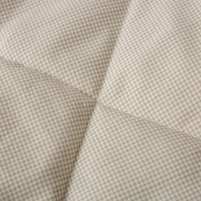 91家纺网 家纺一手货源 找家纺 雷娜家居 2026新款糯糯棉四季款卡皮巴拉抱枕被 卡皮巴拉卡其色