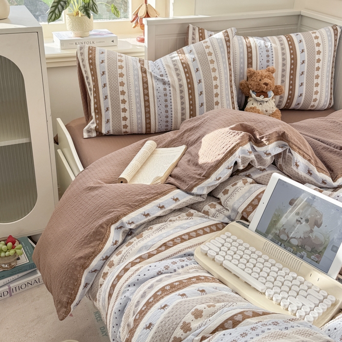 91家纺网 家纺一手货源 找家纺 赛琳 2026新款春夏款泡芙纱双层纱加厚费尔岛系列四件套（有买家秀） 小鹿织棉