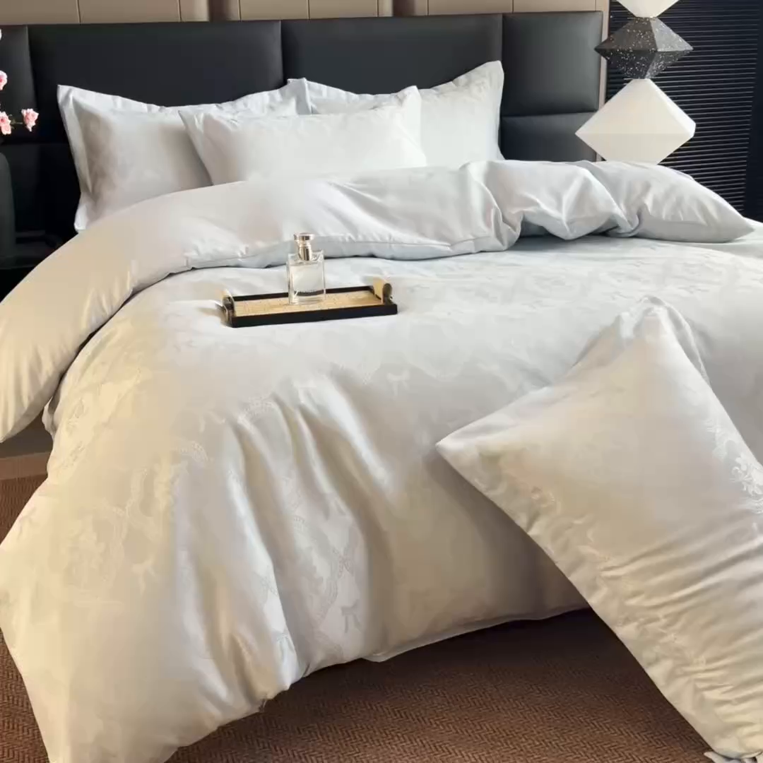 91家纺网 家纺一手货源 找家纺 畅畅家纺 2026春夏新款高档轻奢水洗真丝提花四件套夏天纯色床单床笠 花镜-水清兰