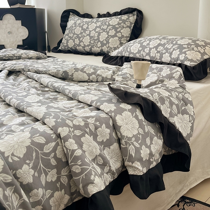 91家纺网 家纺一手货源 找家纺 vip被业 2026新款新疆棉花双层纱皱皱纱法式赫本风韩版小香ins风空调夏被 芳华一梦