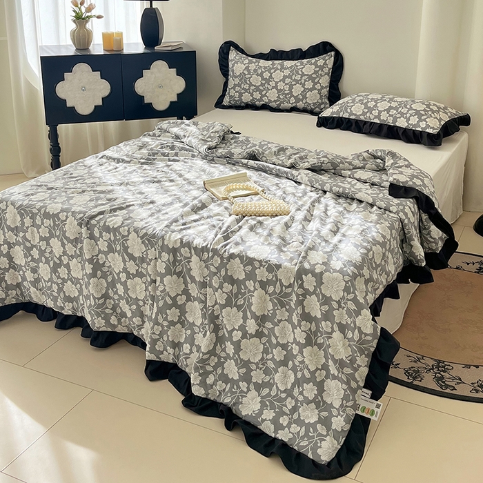 91家纺网 家纺一手货源 找家纺 vip被业 2026新款新疆棉花双层纱皱皱纱法式赫本风韩版小香ins风空调夏被 芳华一梦