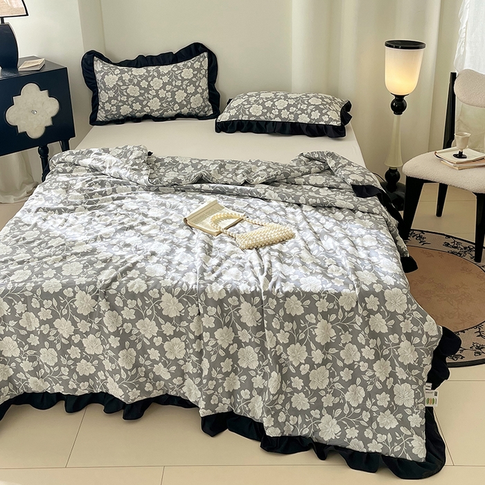 91家纺网 家纺一手货源 找家纺 vip被业 2026新款新疆棉花双层纱皱皱纱法式赫本风韩版小香ins风空调夏被 芳华一梦