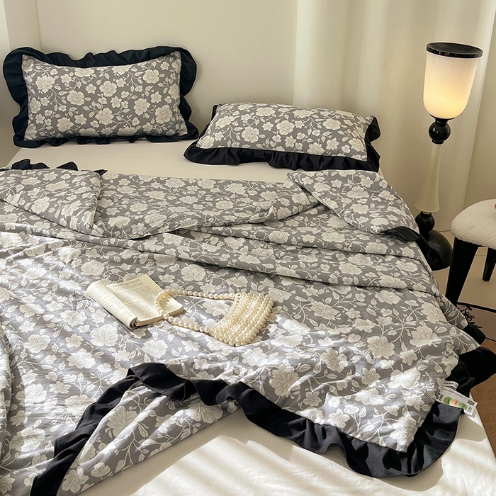 91家纺网 家纺一手货源 找家纺 vip被业 2026新款新疆棉花双层纱皱皱纱法式赫本风韩版小香ins风空调夏被 芳华一梦