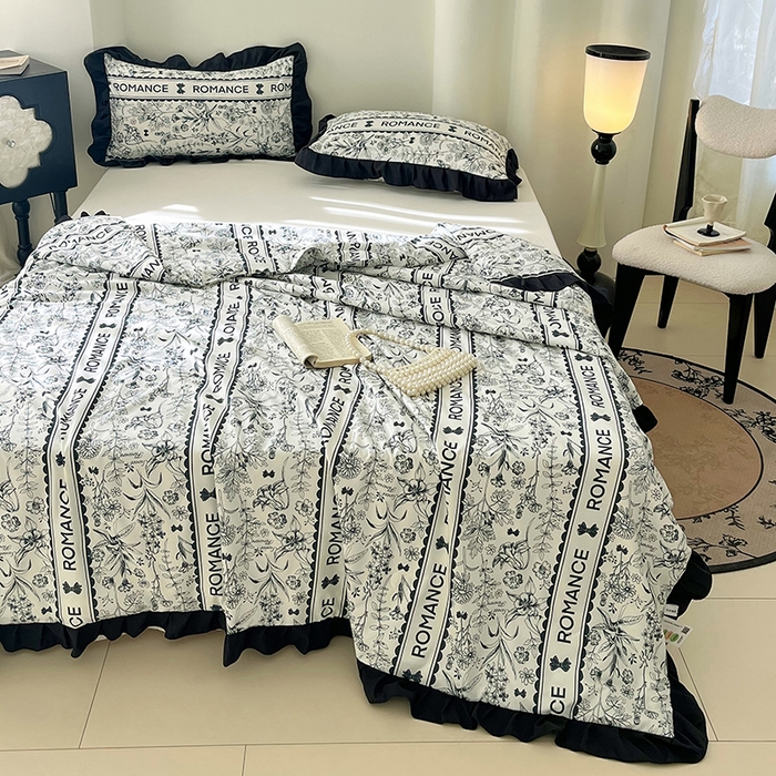 91家纺网 家纺一手货源 找家纺 vip被业 2026新款新疆棉花双层纱皱皱纱法式赫本风韩版小香ins风空调夏被 黑耀秘境