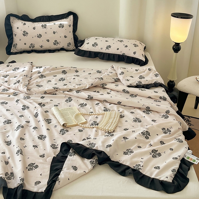 91家纺网 家纺一手货源 找家纺 vip被业 2026新款新疆棉花双层纱皱皱纱法式赫本风韩版小香ins风空调夏被 时间煮雨