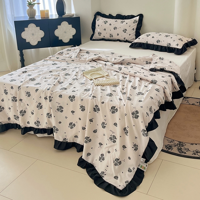 91家纺网 家纺一手货源 找家纺 vip被业 2026新款新疆棉花双层纱皱皱纱法式赫本风韩版小香ins风空调夏被 时间煮雨