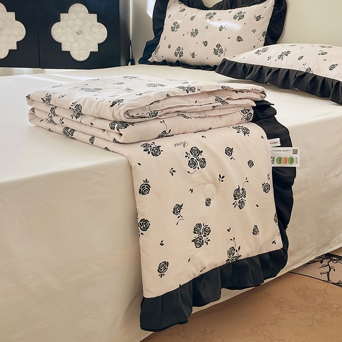 91家纺网 家纺一手货源 找家纺 vip被业 2026新款新疆棉花双层纱皱皱纱法式赫本风韩版小香ins风空调夏被 时间煮雨