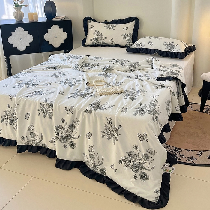 91家纺网 家纺一手货源 找家纺 vip被业 2026新款新疆棉花双层纱皱皱纱法式赫本风韩版小香ins风空调夏被 月半夜曲