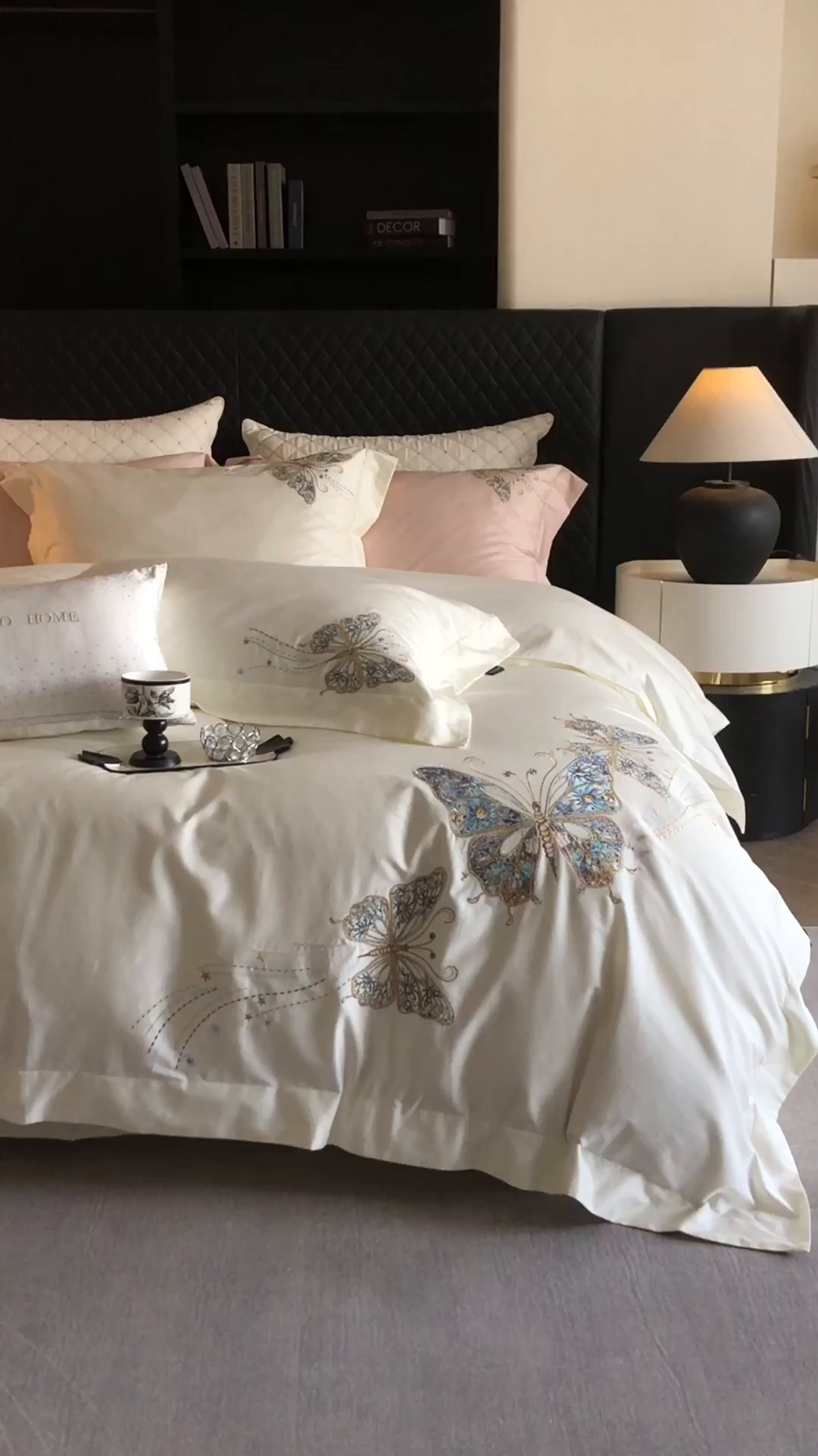 91家纺网 家纺一手货源 找家纺 蕾诺家纺 2026新款100S高奢简约匹马棉系列四件套-棉梦境 棉梦境-月光白