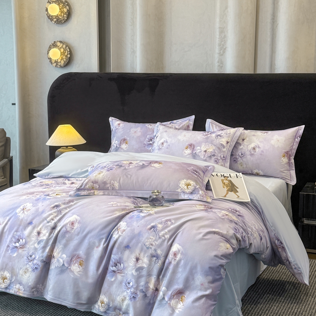 91家纺网 家纺一手货源 找家纺 喜四方 2026新款100%全棉60支长绒棉数码印花四件套（控价不低于180）青花舞梦-灰