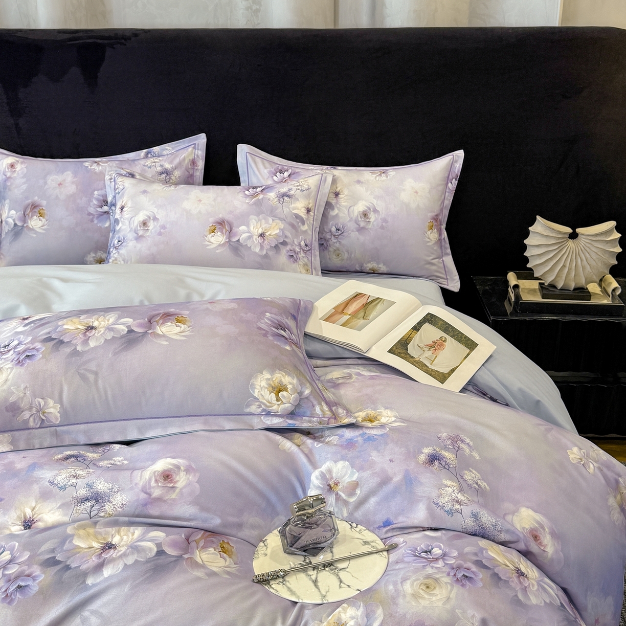 91家纺网 家纺一手货源 找家纺 喜四方 2026新款100%全棉60支长绒棉数码印花四件套（控价不低于180）青花舞梦-灰