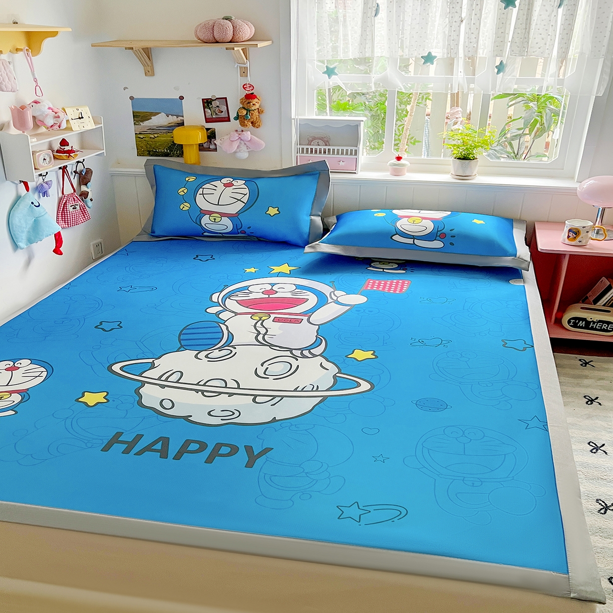 91家纺网 家纺一手货源 找家纺 KT猫直营店 2026新款数码卡通印花凉感冰丝软凉席席子 登月叮当蓝-席