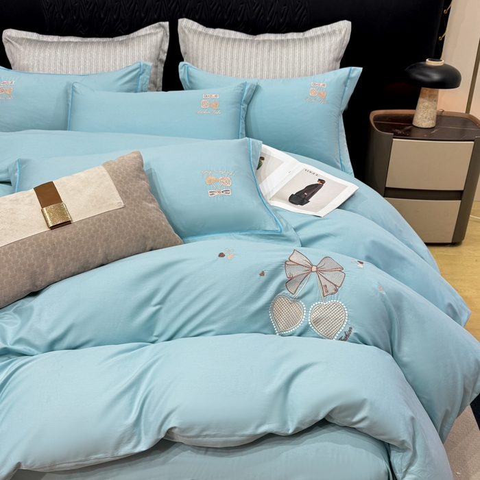 91家纺网 家纺一手货源 找家纺 昊翔家纺 2026全棉纯棉刺绣花四件套40支长绒棉100% 棉礼盒包装 樱桃之恋-幸运兰