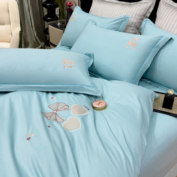 91家纺网 家纺一手货源 找家纺 昊翔家纺 2026全棉纯棉刺绣花四件套40支长绒棉100% 棉礼盒包装 樱桃之恋-幸运兰