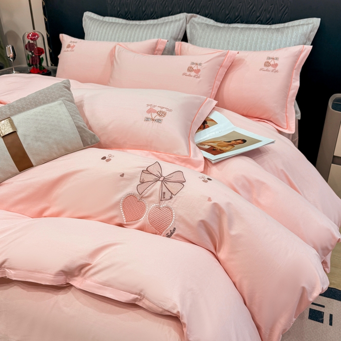 91家纺网 家纺一手货源 找家纺 昊翔家纺 2026全棉纯棉刺绣花四件套40支长绒棉100% 棉礼盒包装 樱桃之恋-樱花玉