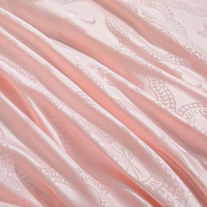 91家纺网 家纺一手货源 找家纺 畅畅家纺 2026新款春夏高档轻奢韩版提花花边床盖四件套水洗真丝冰丝套件 花边-粉色