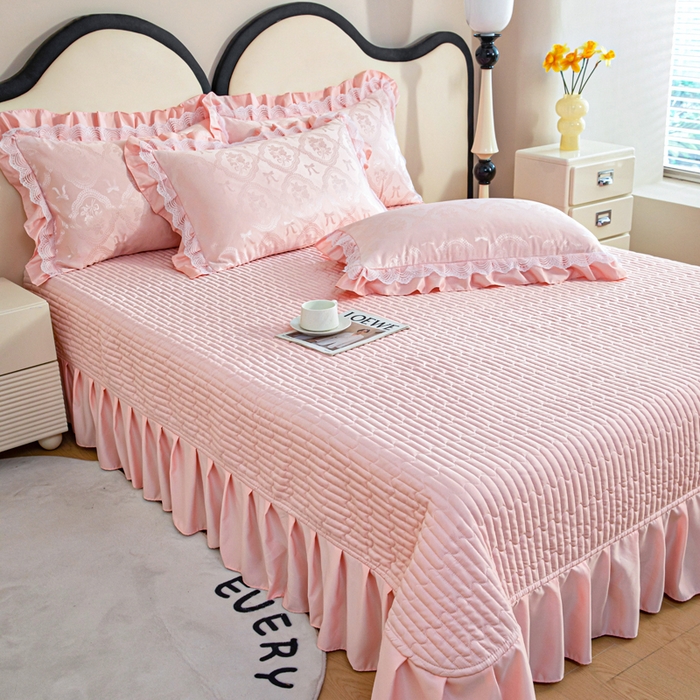 91家纺网 家纺一手货源 找家纺 畅畅家纺 2026新款春夏高档轻奢韩版提花花边床盖四件套水洗真丝冰丝套件 花边-粉色