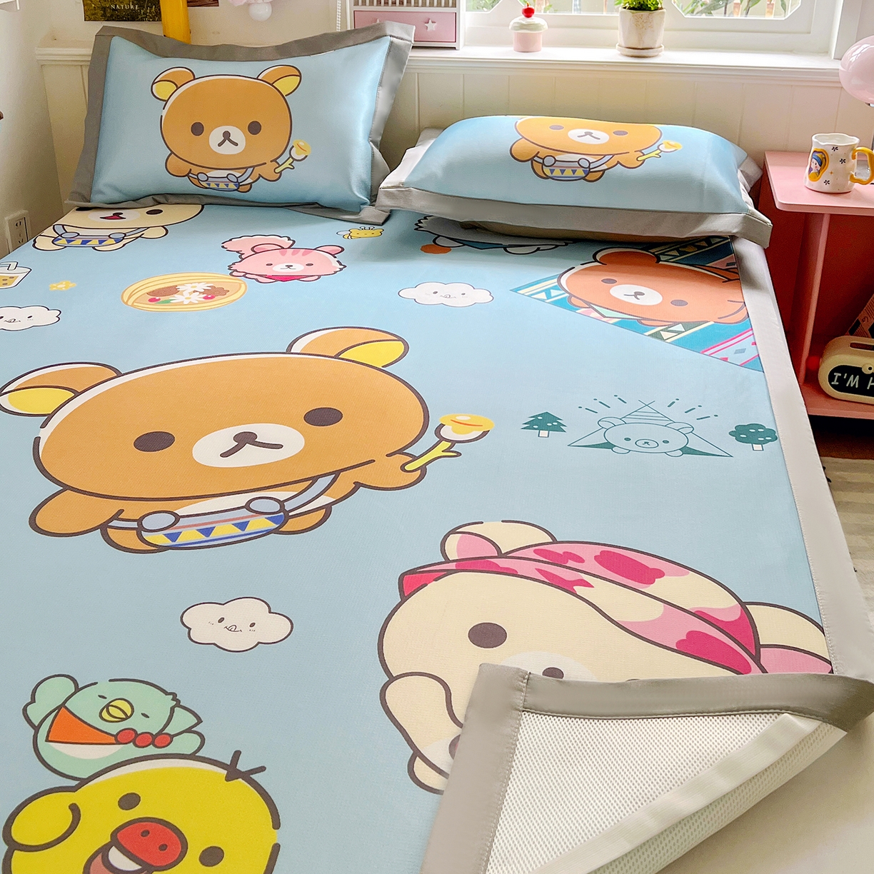 91家纺网 家纺一手货源 找家纺 KT猫直营店 2026新款数码卡通印花凉感冰丝软凉席席子 懒懒熊-席