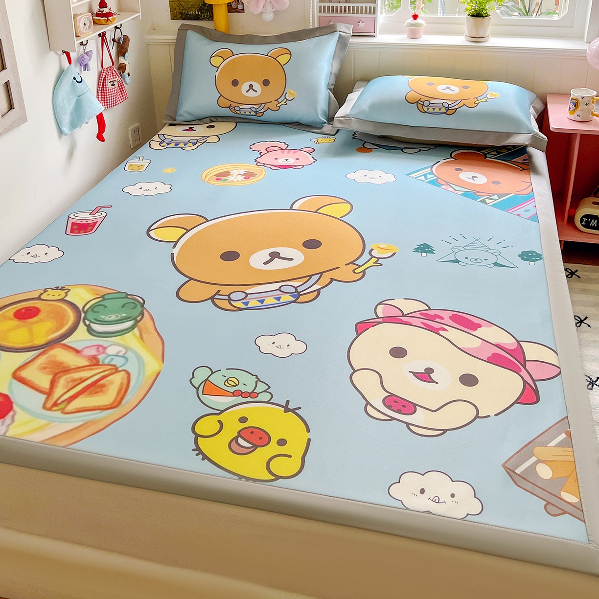 91家纺网 家纺一手货源 找家纺 KT猫直营店 2026新款数码卡通印花凉感冰丝软凉席席子 懒懒熊-席