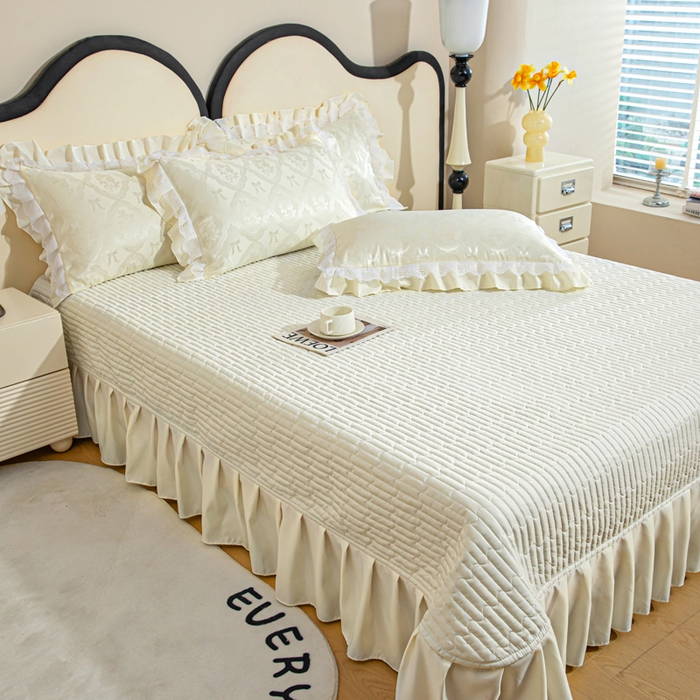 91家纺网 家纺一手货源 找家纺 畅畅家纺 2026新款春夏高档轻奢韩版提花花边床盖四件套水洗真丝冰丝套件 花边-米白色