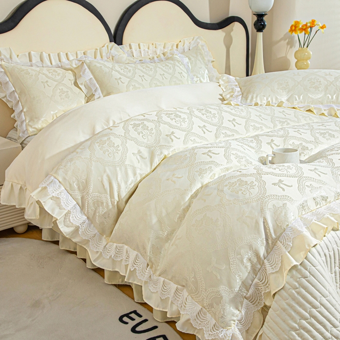 91家纺网 家纺一手货源 找家纺 畅畅家纺 2026新款春夏高档轻奢韩版提花花边床盖四件套水洗真丝冰丝套件 花边-米白色