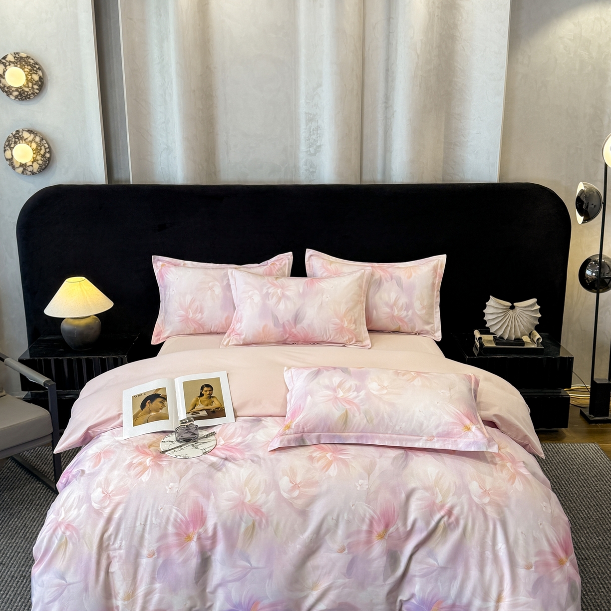 91家纺网 家纺一手货源 找家纺 喜四方 2026新款100%全棉60支长绒棉数码印花四件套（控价不低于180）心事花语-粉