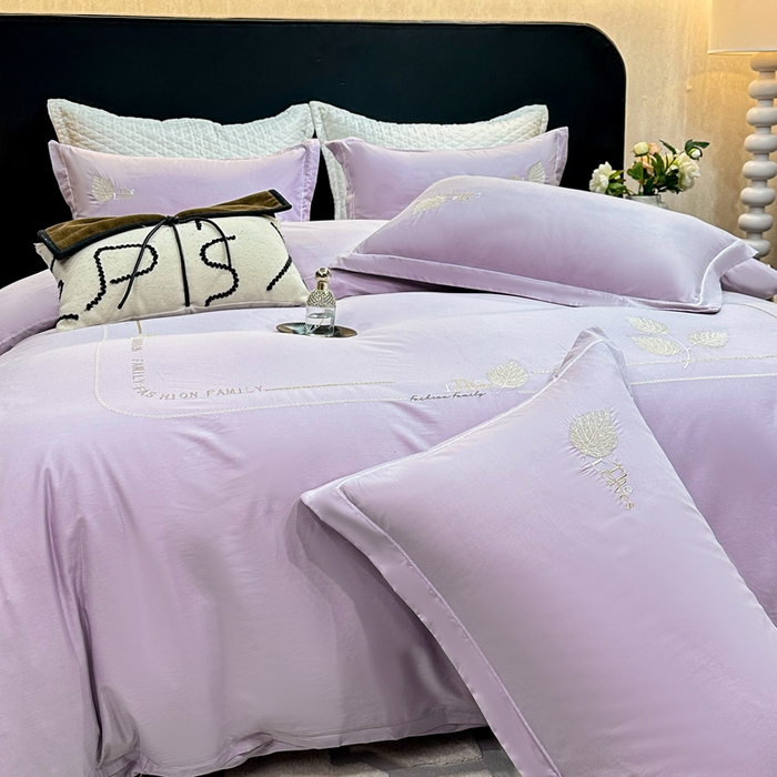 91家纺网 家纺一手货源 找家纺 昊翔家纺 2026全棉纯棉刺绣花四件套40支长绒棉100% 棉礼盒包装 醉清风-紫色