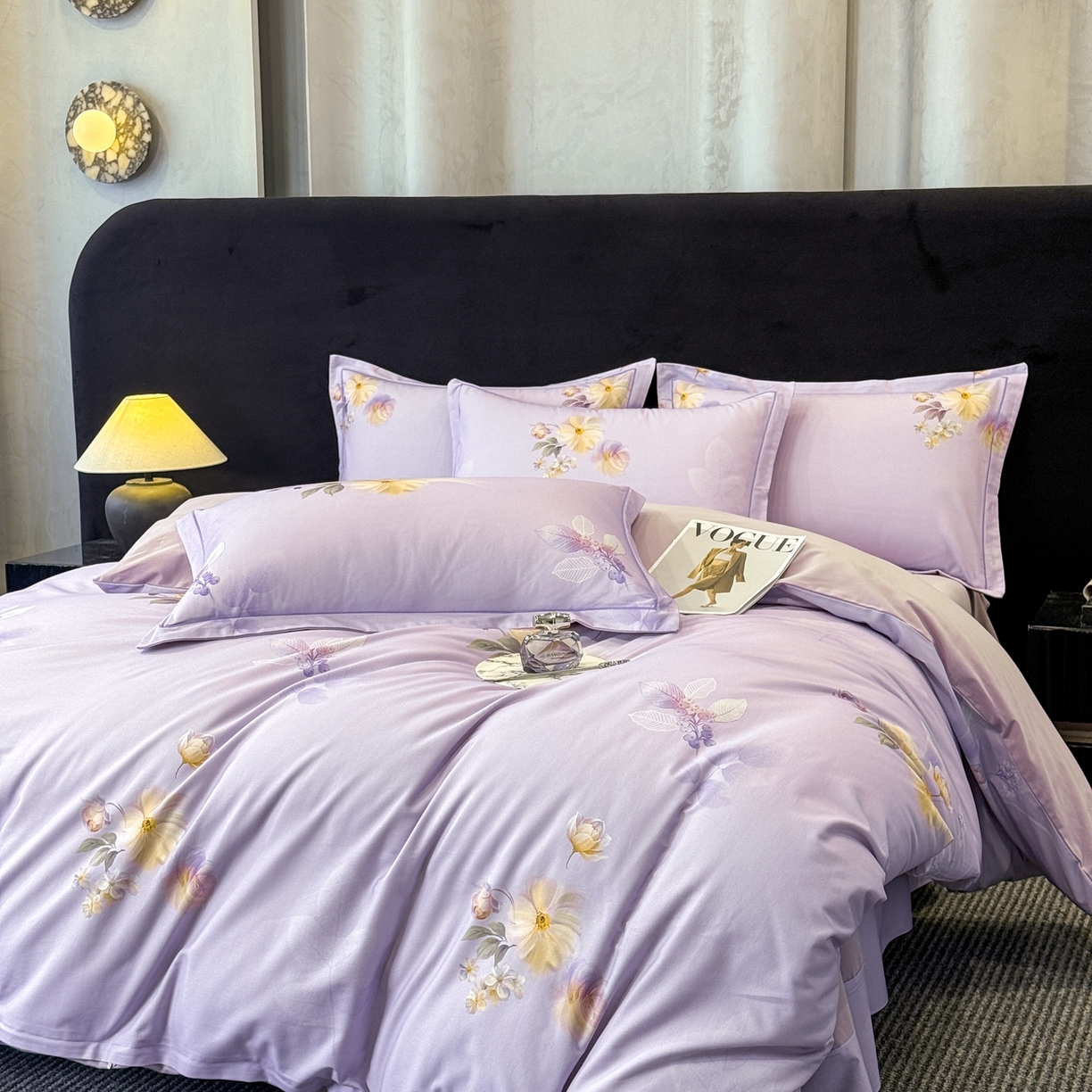 91家纺网 家纺一手货源 找家纺 喜四方 2026新款100%全棉60支长绒棉数码印花四件套（控价不低于180）秋季漫想-紫