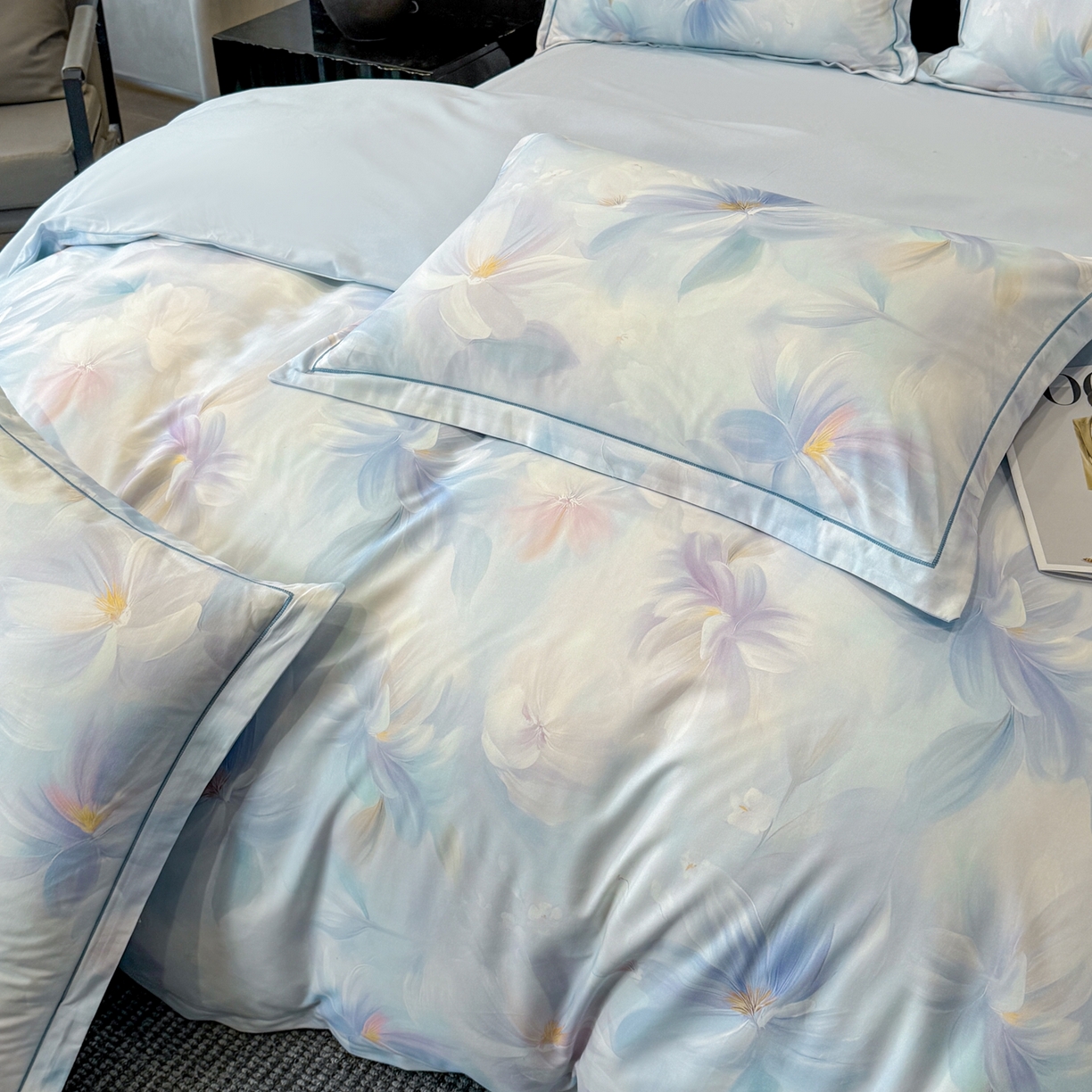 91家纺网 家纺一手货源 找家纺 喜四方 2026新款100%全棉60支长绒棉数码印花四件套（控价不低于180）心事花语-粉